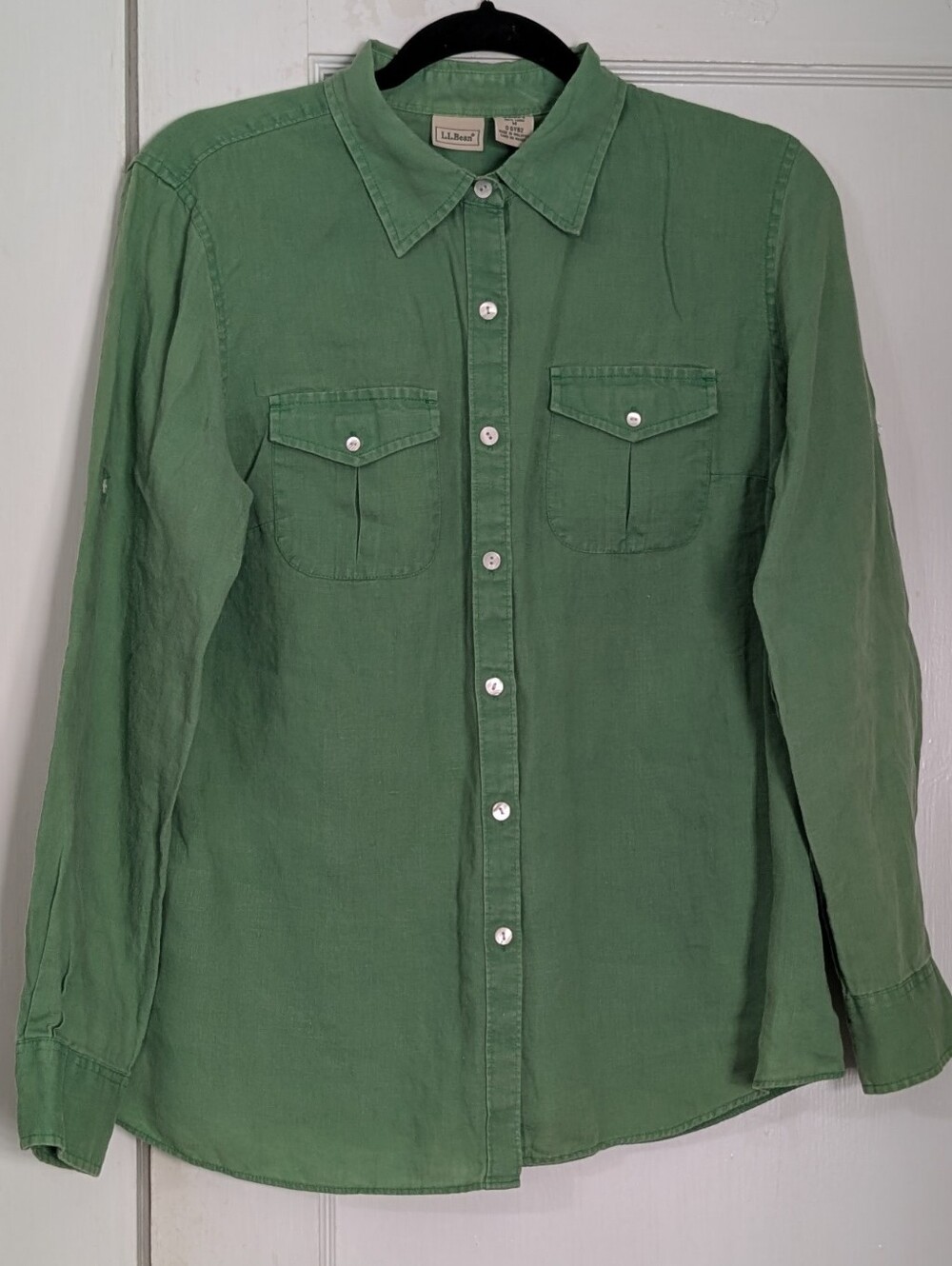 L.L Bean Women's Medium 100% Linen Long Sleeve Button Up Shirt Green